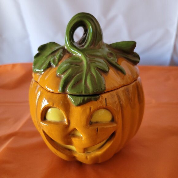 Vintage Ceramic Orange and Green Pumpkin Candy Dish With Lid - Picture 1 of 4